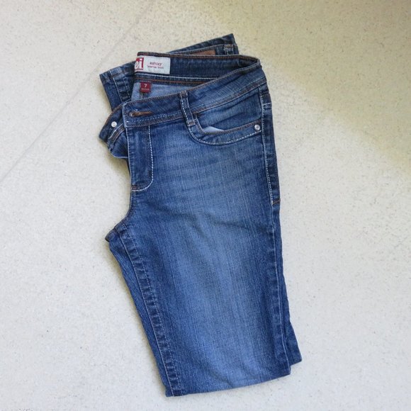 L.E.I Ashley lowrise bootcut JEANS/ JUNIOR SZ 7 - Picture 2 of 4